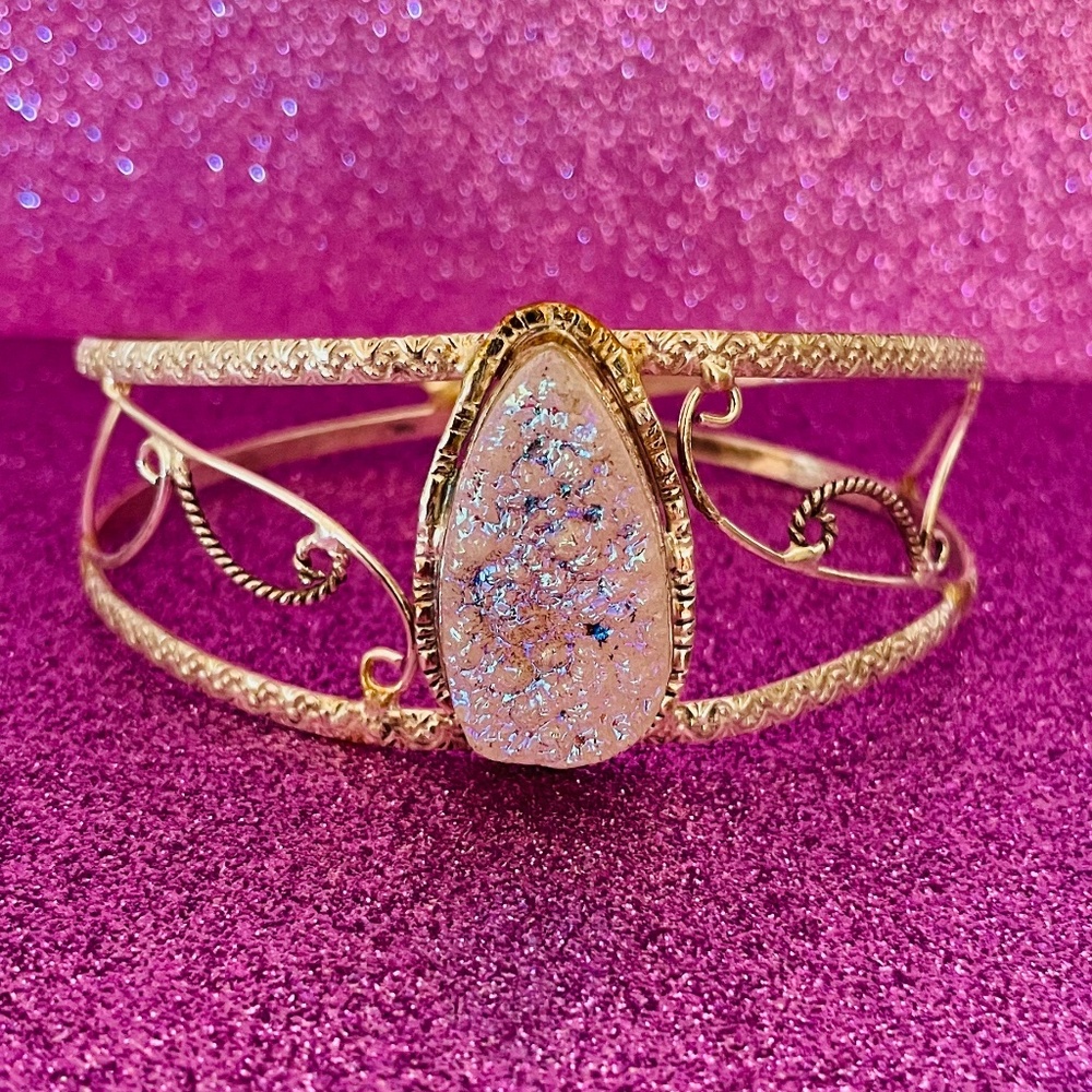 Vintage Moonstone Looking Silver Bracelet